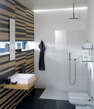 modernes, barrierefreies Badezimmer